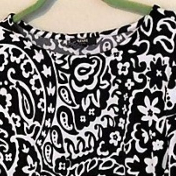 Alfani Black & White Bell Sleeve Tunic Classy - Picture 5 of 5